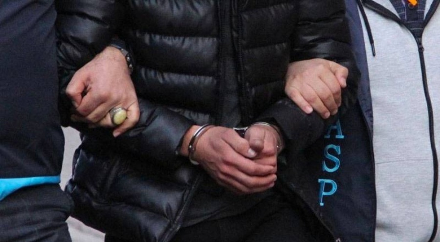 Bakanlık: İstanbul'da  eylem hazırlığında olan 2 terörist yakalandı