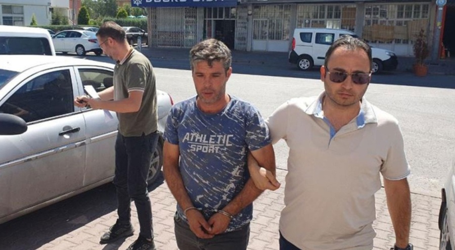 Kavga ettiği kardeşini silahla vurdu!