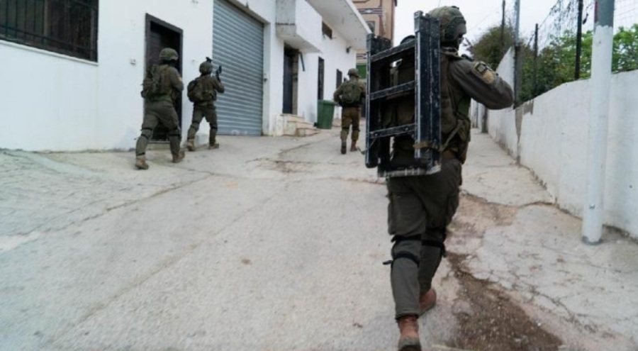 İsrail 40 Filistinliyi gözaltına aldı!