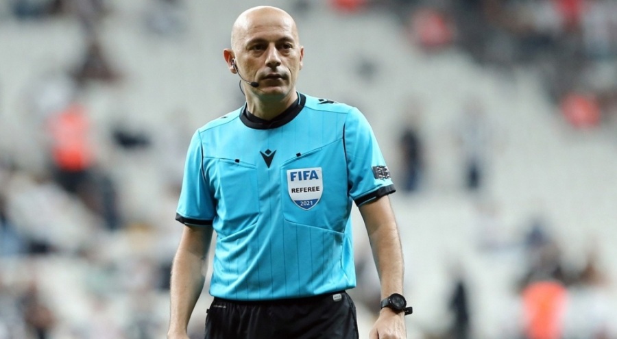 FIFA kokartlı eski hakem Cüneyt Çakır'a yeni görev!