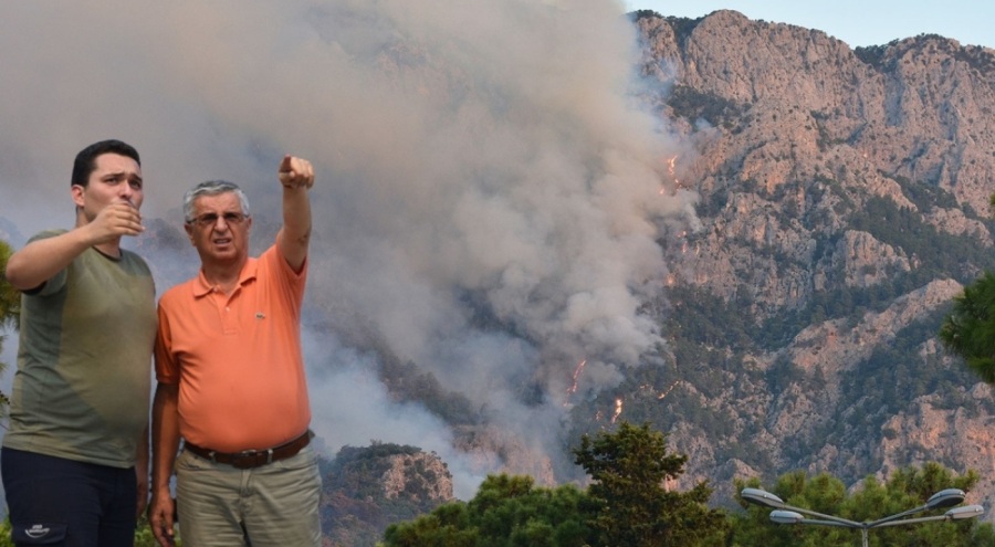 3 ilde orman yangınına müdahaleler sürüyor