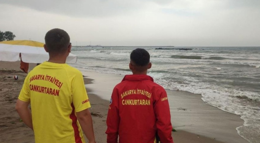 Sakarya'da rip akıntısı yasak getirdi!