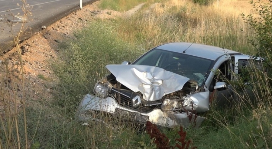 Otomobil, kömür işçilerini taşıyan minibüse çarpması sonucu 9 kişi yaralandı