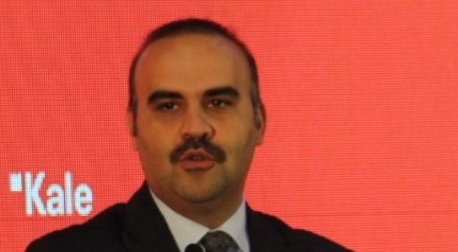 Bakan Kacır: "Önümüzdeki on yıl içerisinde uçakların türbin kanatları seramikten imal edilecek"