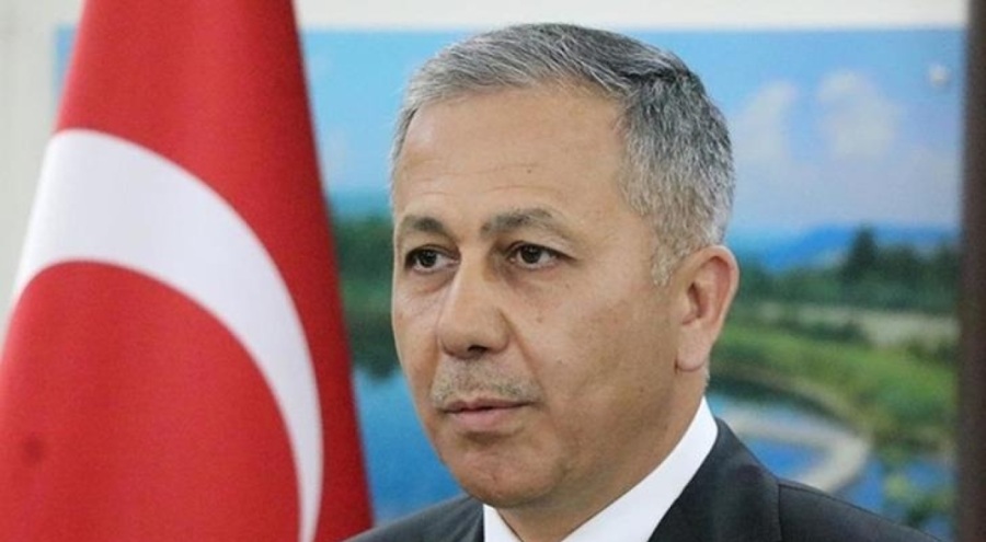 Bakan Yerlikaya açıkladı: 50 göçmen kaçakçılığı organizatörü yakalandı