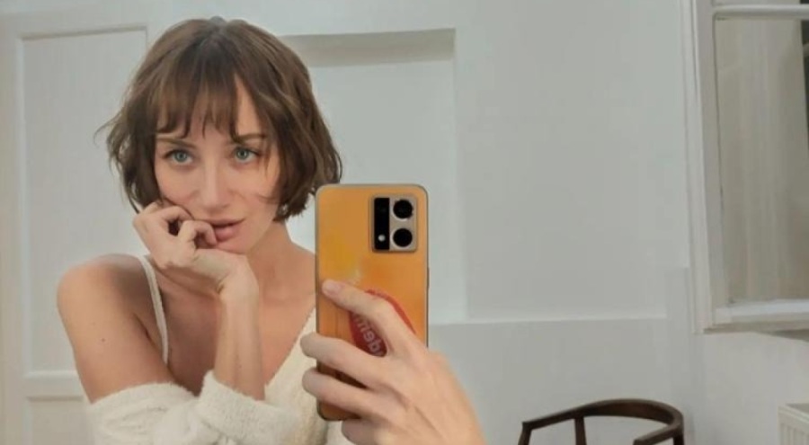 Didem Soydan'dan "Sülalem rahat" pozu