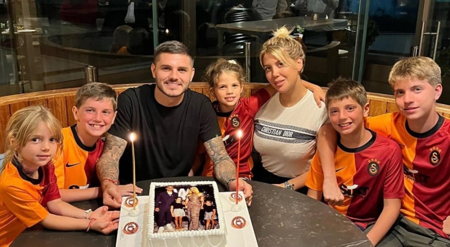 Wanda Nara müjdeyi duyurdu! Icardi Galatasaray için geliyor