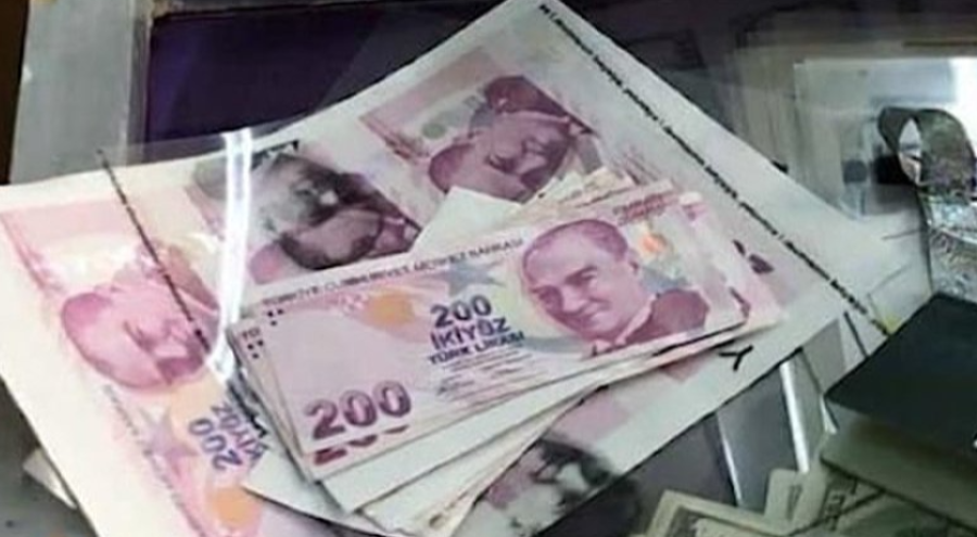 Bastığı sahte paraları ATM'lerde gerçeğe çevirdi