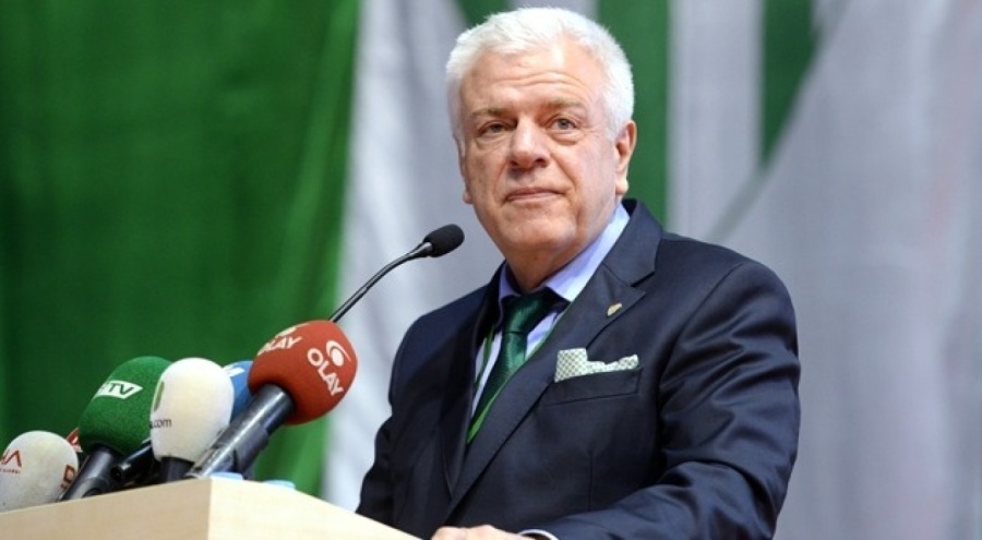 Ali Ay'dan Bursaspor açıklaması: Çalışmalarıma bugün itibarıyla son verdim