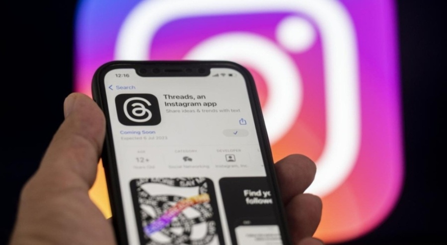 Zuckerberg itiraf etti! Yarısı uygulamayı sildi