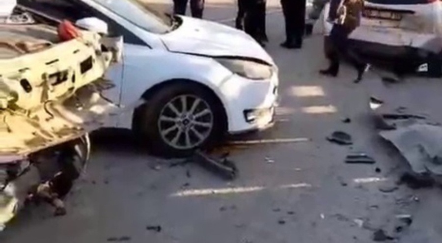 Ankara'da zincirleme kaza: 10 araç birbirine girdi!