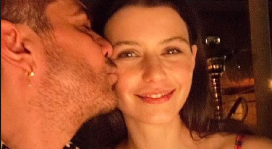 Beren Saat'ten evlilik yıldönümü paylaşımı