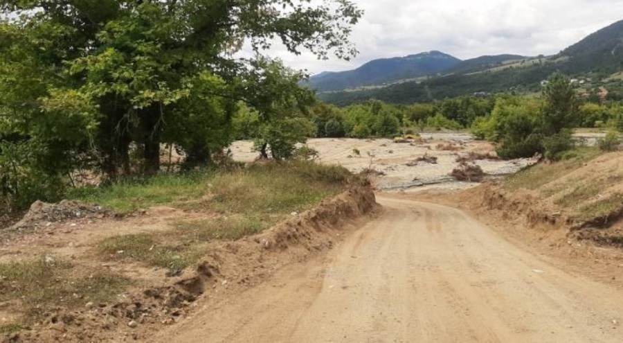 Selde zarar gören Mengen-Yedigöller yolu ulaşıma açıldı