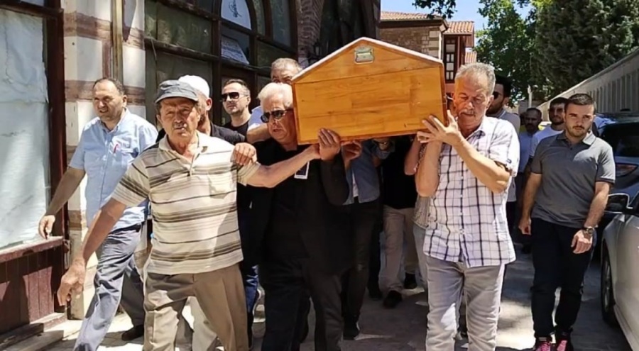 Selimiye Camii'nin 41 yıllık müezzini son yolculuğuna uğurlandı