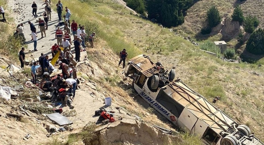 Bursa-Kars seferi yapan yolcu otobüsü kazasında ölü sayısı yükseldi