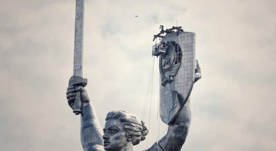 Ukrayna Sovyet armasını sökmek için çalışmaları sürdürüyor