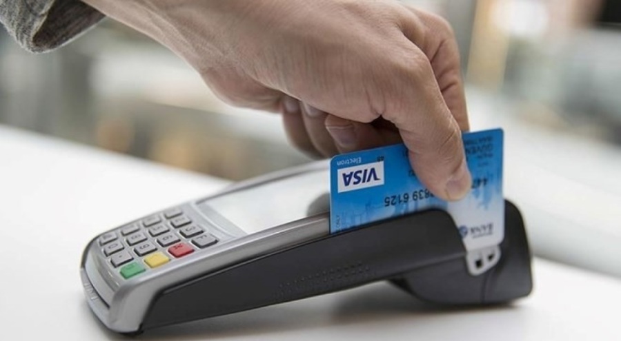 Kredi kartıyla taksitli harcamalara sınırlama getirildi