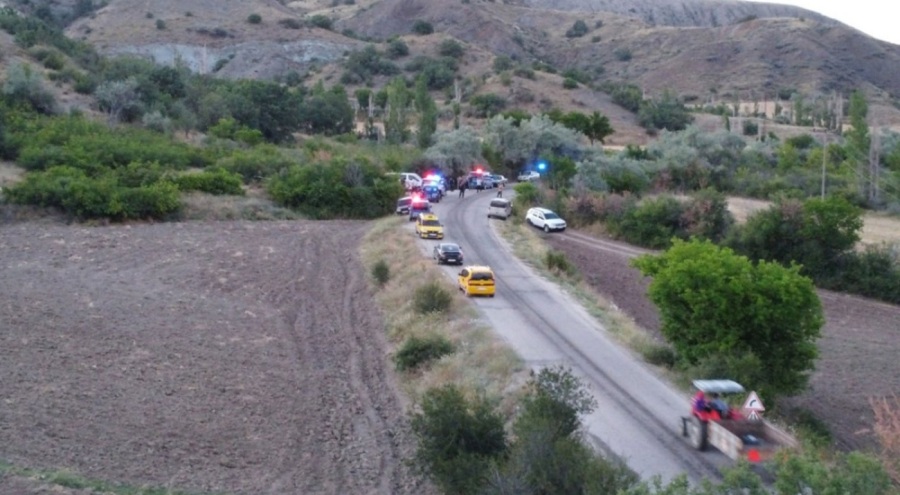 Çorum'da kadın cesedi bulundu: Boşanma aşamasındaki polis memuru eşi aranıyor