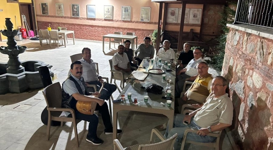 Bursa Aydınlar Ocağı'nın konuğu Ozan Yusuf Alper oldu
