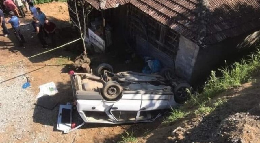Ordu'da araç şarampole uçtu: 3 ölü, 2 yaralı