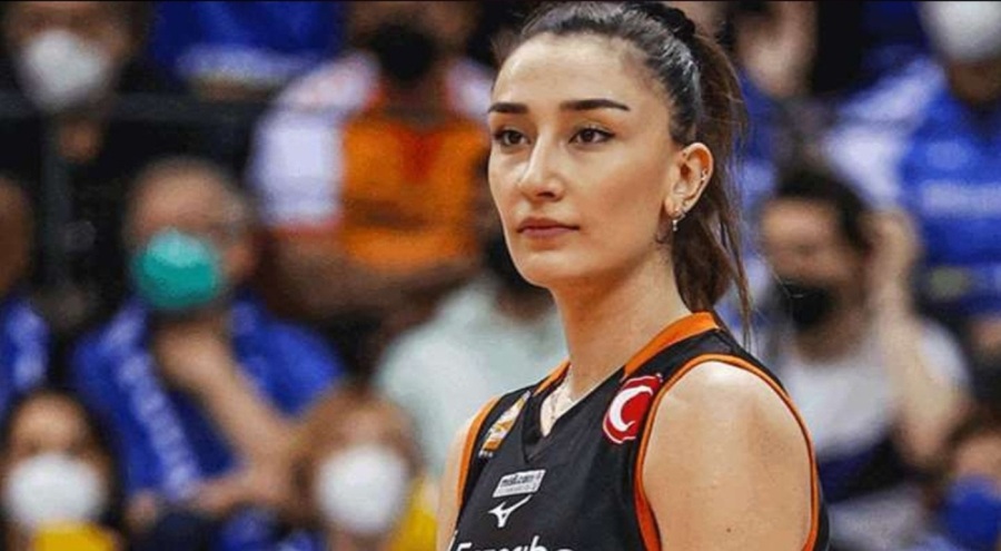 Milli voleybolcu Hande Baladın'ı tehdit ettiği öne sürülen zanlı açıklama yaptı