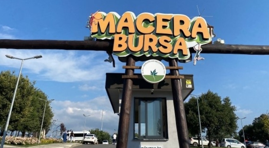 Bursa'da 'Masal Bahçesi'nde 122 adet masal kahramanı teması bulunuyor