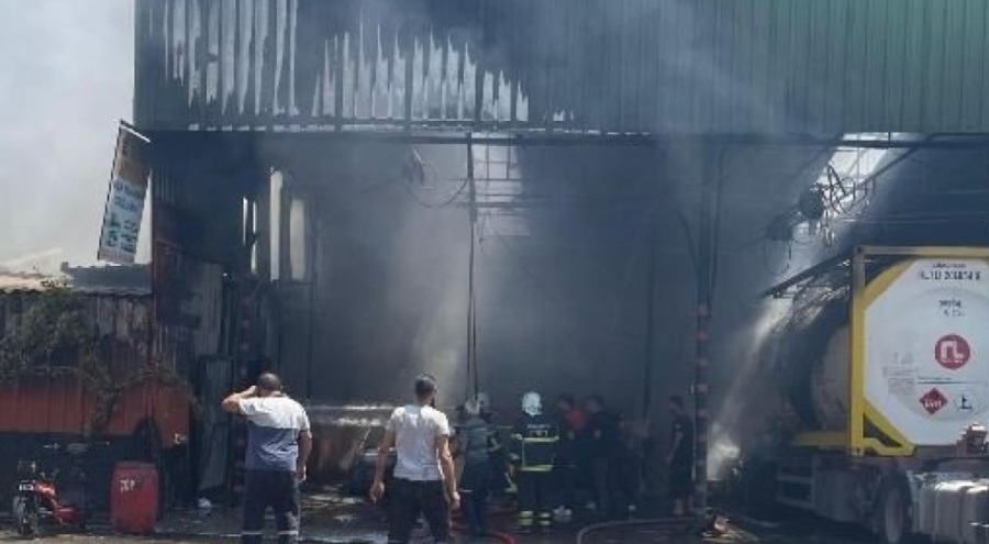 Temizlik yapılan tanker patladı, yaralılar var