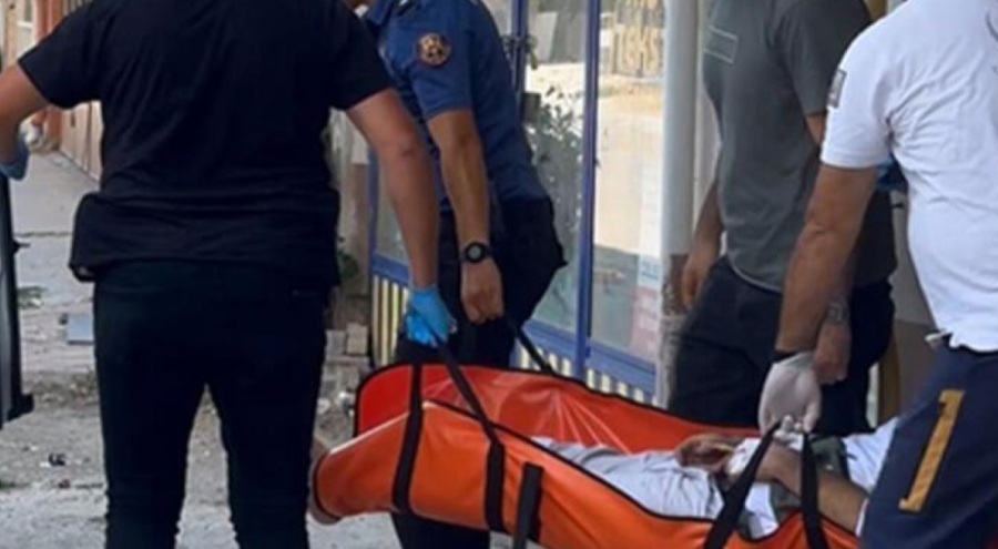 Cinnet getiren kişi ortalığı birbirine kattı