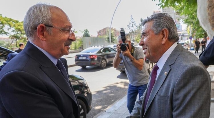 CHP lideri Kılıçdaroğlu emeklilerle görüştü