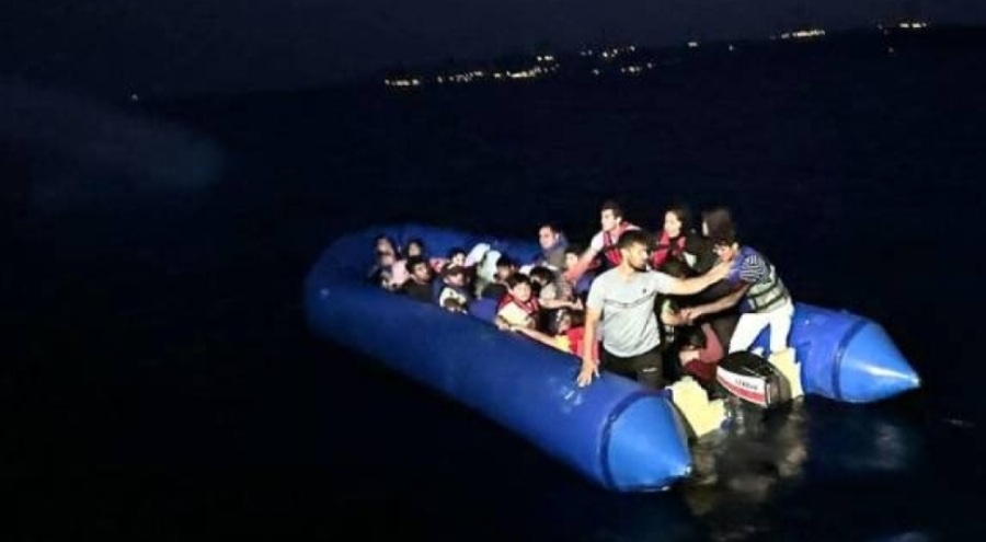 Çanakkale'de bottaki 80 göçmen kurtarıldı