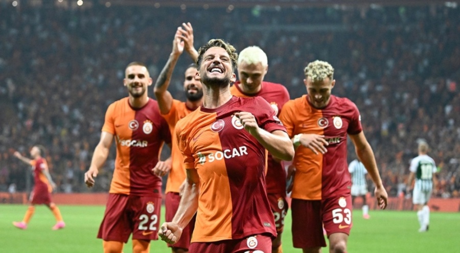 Mertens, Hagi'nin rekorunu kırdı