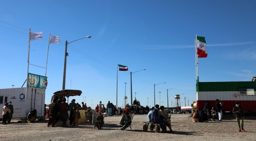 43 binden fazla Afgan İran'dan sınır dışı edildi