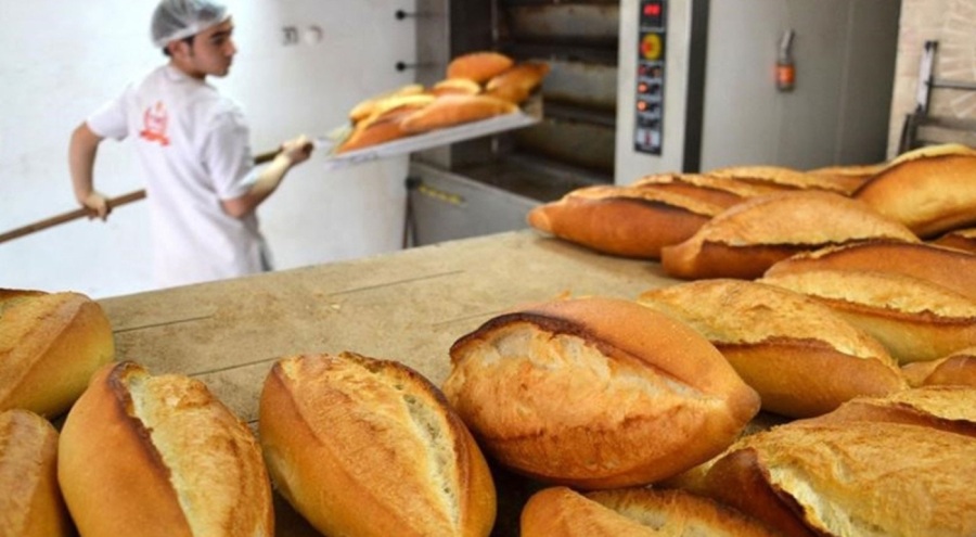 Fethiye'de 6.5 TL olarak belirlenen ekmek, 7.5 TL'den satılıyor