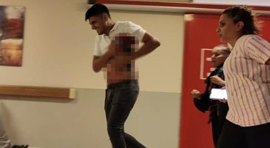 Bursa'da bıçaklı ve silahlı yol verme kavgası: Yaralılar var!
