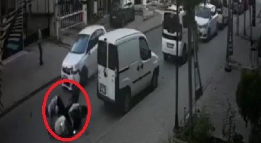 Bursa'da aynasını kullanmayan sürücü motosikletliye çarpıp, kaçtı