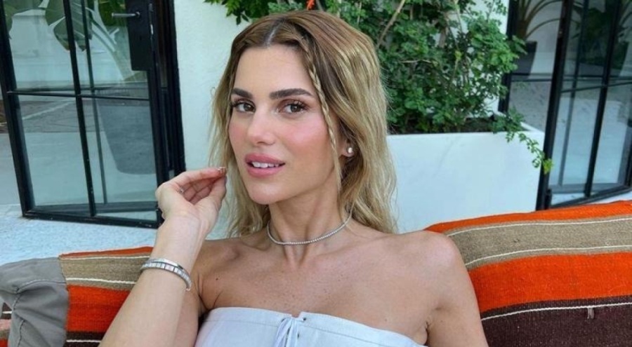 Nazlı Sabancı karnın burnunda halini paylaştı