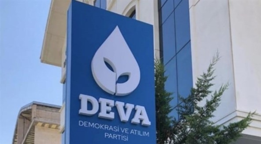 DEVA Partisi'nde istifa depremi!