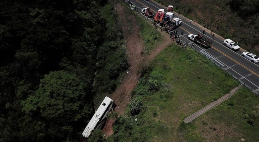 ABD'de otobüs kazası: Çok sayıda ölü ve yaralı var