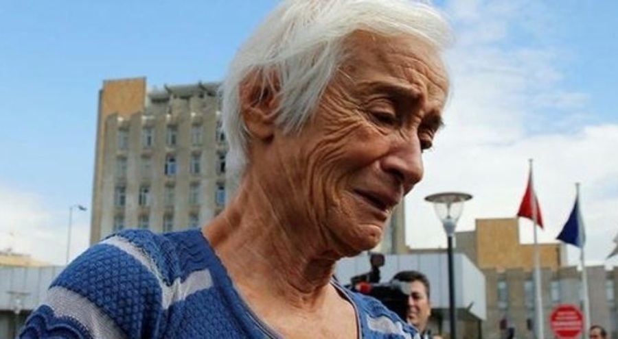 Kaza geçiren Olcay Baykal, hastaneye sevk edildi