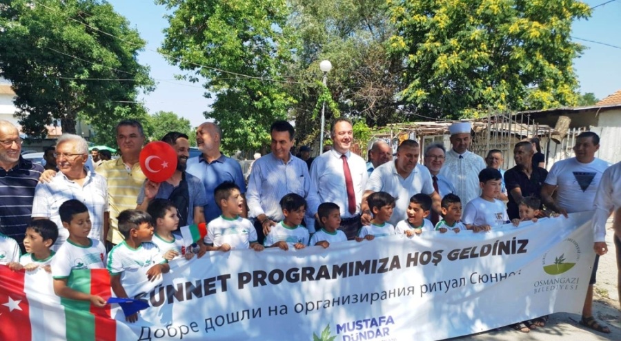 Filibe'de toplu sünnet şöleni ve aşure ikramı