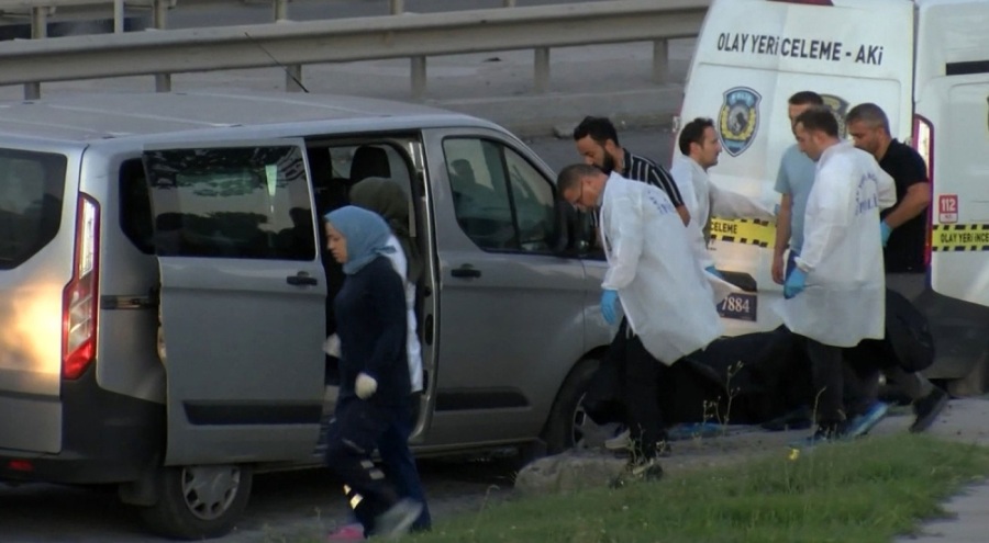 İstanbul'da yol kenarında kadın cesedi bulundu