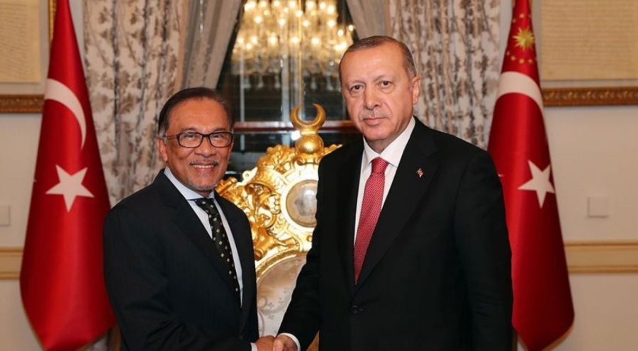 Cumhurbaşkanı Erdoğan, Malezya Başbakanı ile video konferansta görüştü