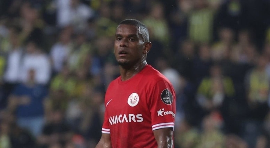 Fernando,  Al-Jazira'ya transfer oldu