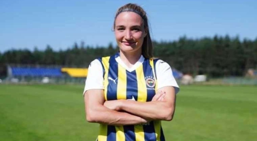 Fenerbahçe Petrol Ofisi, Lara Ivanusa'yı kadrosuna kattı