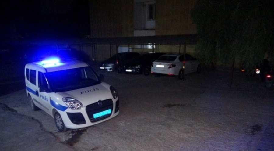 Kadın tartıştığı nişanlısını bıçakla öldürdü