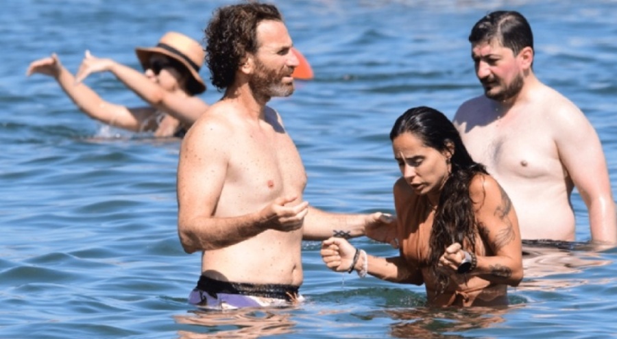 Grup Hepsi'nin eski solist Yasemin'i aşka geldi