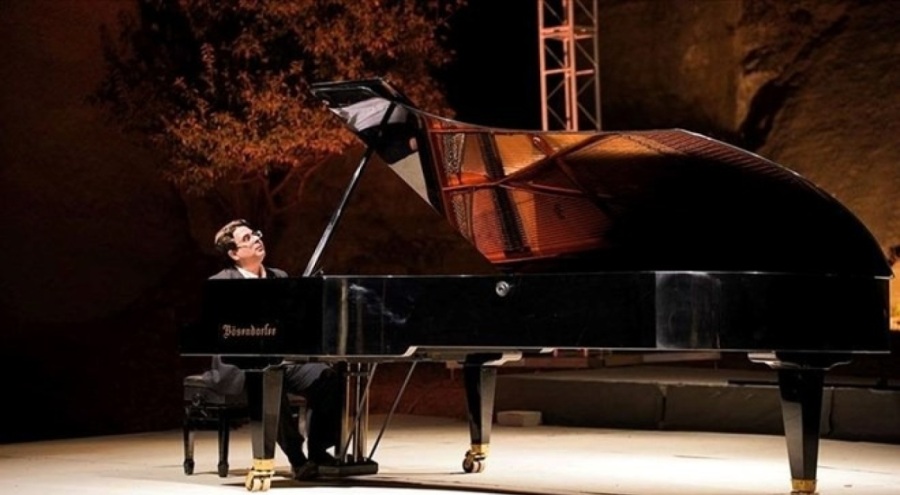 20. Uluslararası Gümüşlük Müzik Festivali Macar piyanist Gabor Farkas'ı ağırladı