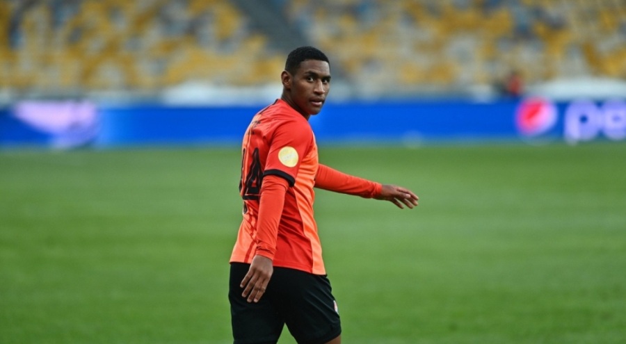 Fenerbahçe Tete transferini sonlandırdı