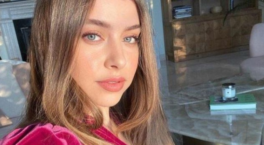 Gamze Erçel, bikinili halleriyle boy gösterdi