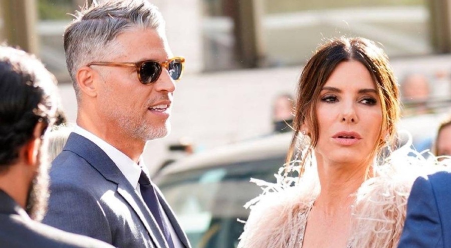 Sandra Bullock'un sevgilisi hayatını kaybetti